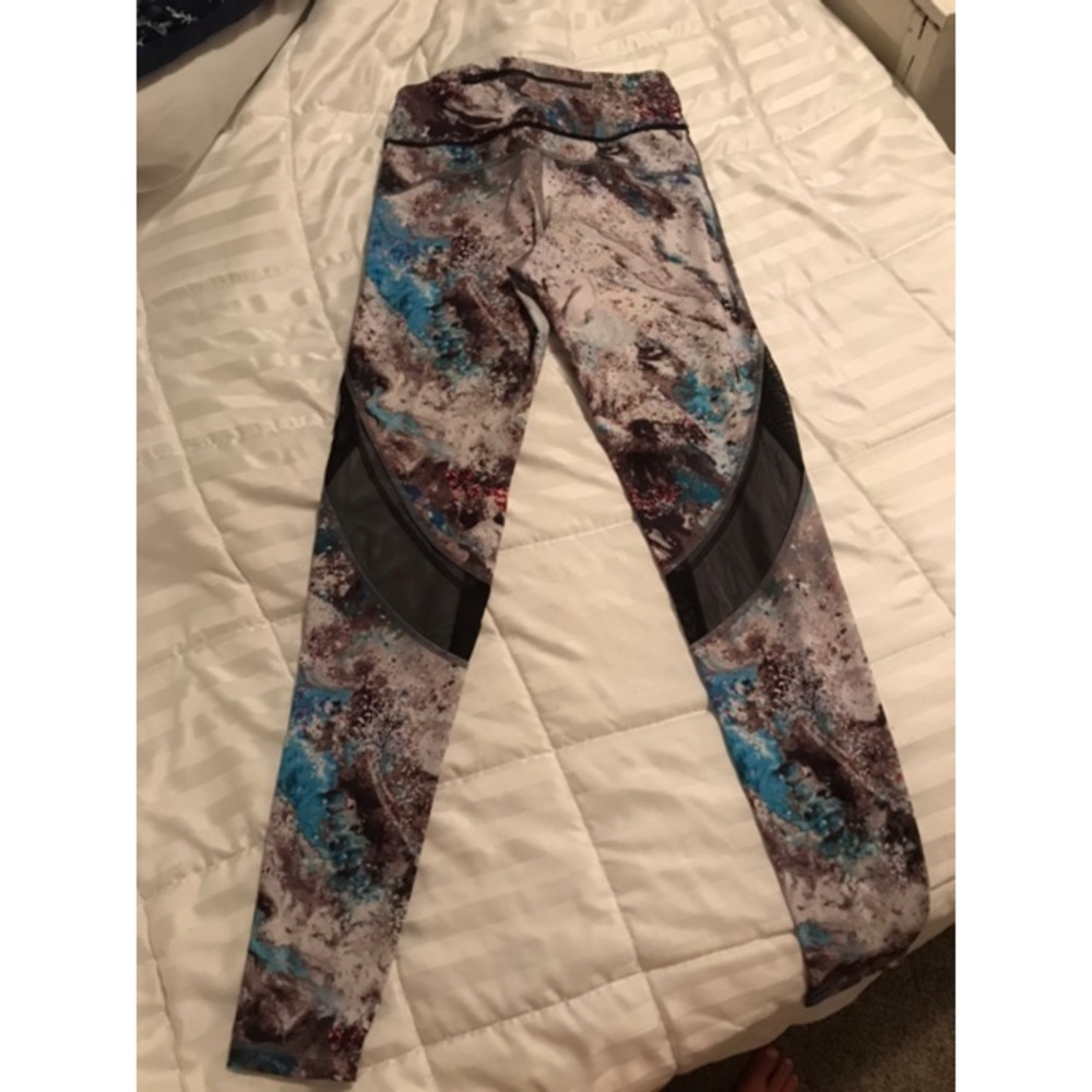 Alala Leggings View 3
